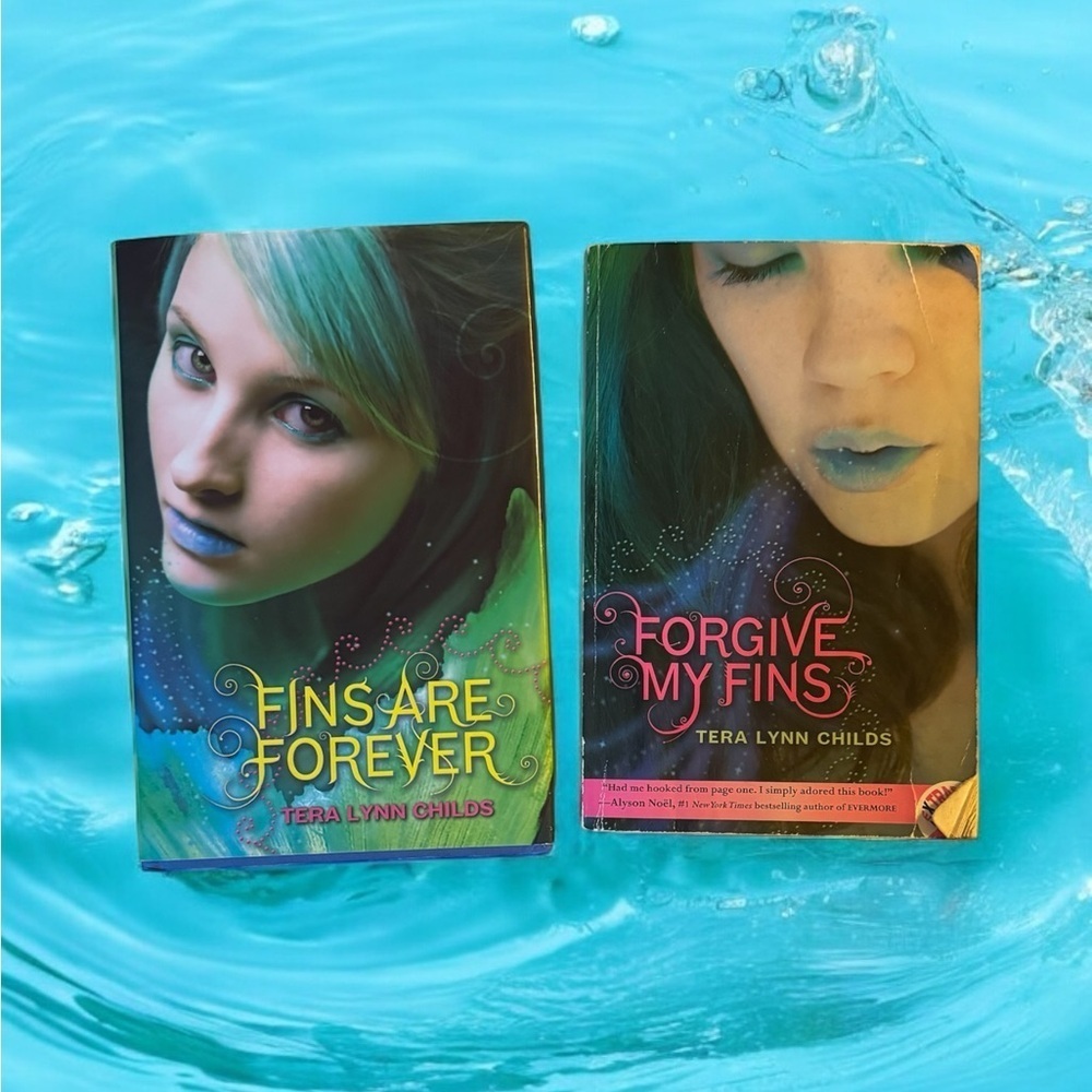 2 book bundle .. Fins Are Forever & forever my fins